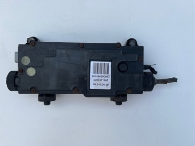 Гальмо ручний електричний renault scenic ii 8200571485 фото №1