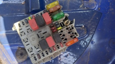 Модуль коробка запобіжників 46809865 fiat 1.2 16v albea strada palio lift фото №1