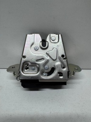 Mercedes замок кришки задня a0997401500 mercedes фото №1