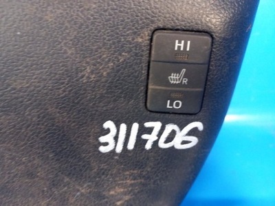 Кнопка правый. toyota prius 16 8475147070 фото №1