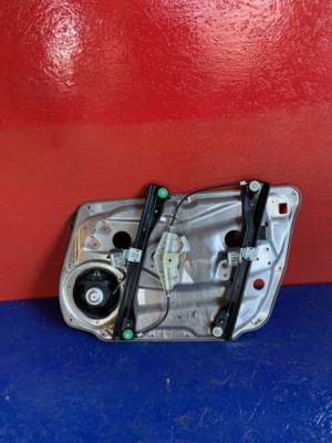 Підйомник скло перед лівий mercedes glk x204 w204 фото №1