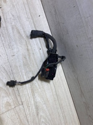 Dodge durango 2017 штекер насоса abs фото №1