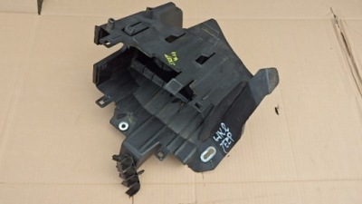 Защита коробка предохранителей jeep wk2 68251775aa фото №1