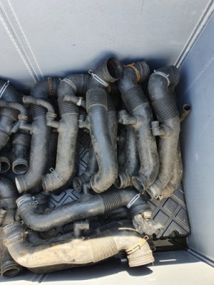 Шланг труба інтеркулер vw t5 t6 7h0129615d фото №1