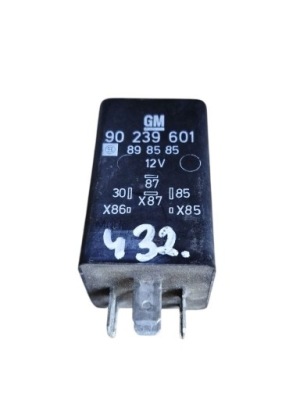 Реле opel frontera a 90239601 фото №1