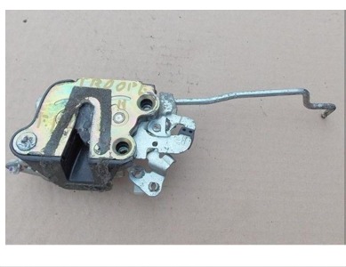 Isuzu trooper monterey ii 92r замок правый перед фото №1