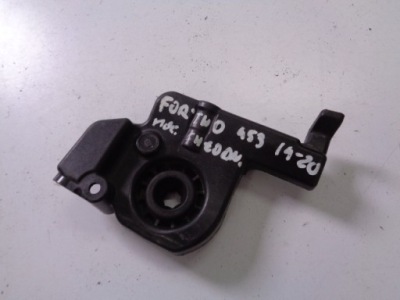 Кронштейн радиатора правое smart fortwo 453 2014-2020 фото №1