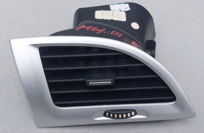 Решётка обдув megane iii левая фото №1