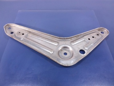 Bmw x6 f16 x5 f15 кронштейн підвіска правий задня фото №1