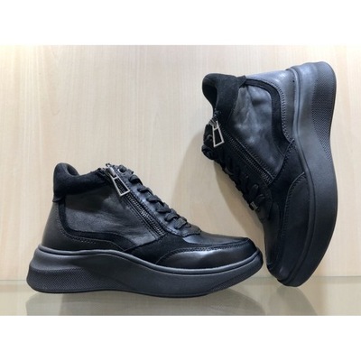 Sneakersy CAPRICE BLACK NAPPA r.41