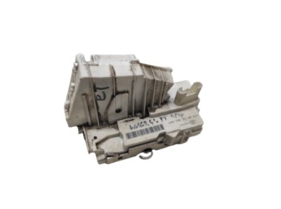 Mercedes a w169 lift 08- замок левый задняя 1697302135 фото №1
