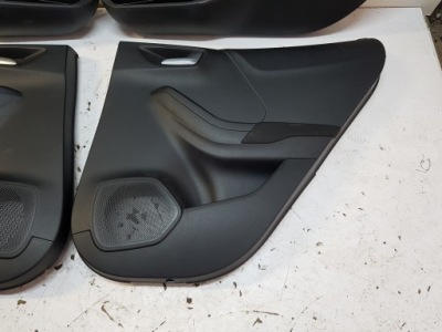 Ford puma mk2 обшивка оббивка права задня задня фото №1