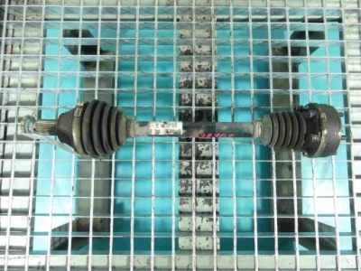 Привідний вал ліва seat ibiza iv 6j 1.2 mpi 69km фото №1