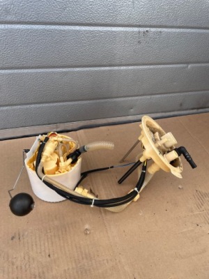 Alfa romeo stelvio 2.2d насос пального поплавок дизель 00505470730 фото №1