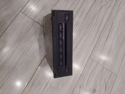 Чейнджер дисков cd audi a6 c6 4e0035111 фото №1