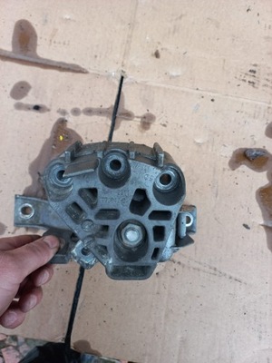 Mini r55 r56 кронштейн подушка двигателя 1.6 дизель фото №1