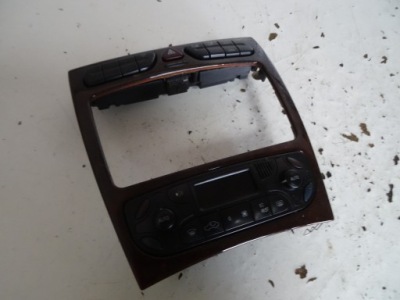 Панель кондиционера 2038300585 mercedes w203 фото №1