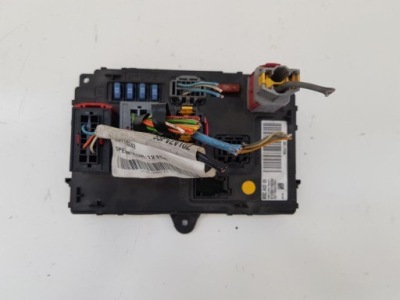 Коробка запобіжників bsi peugeot 407 3.0 v6 фото №1