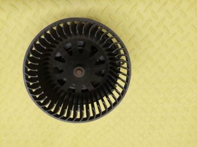 Peugeot 206 1.4 hdi воздуходувка воздуха 6424501 фото №1