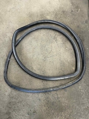 Прокладка двері лівий перед mercedes vito 639 рестайлінг фото №1