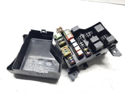 Коробка предохранителей volvo v40 1.9 td фото №1