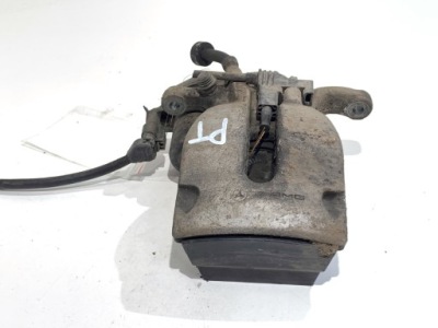 Супорт правий задній mercedes gle suv 15-18 права, задня фото №1