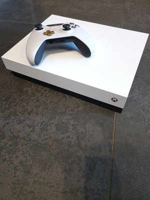 Konsola Xbox One X 1 TB biały - robot white z padem lunar white