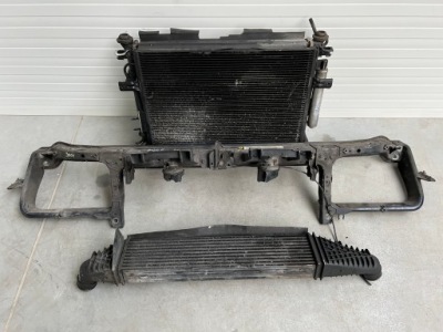 Pas передній радіатор chrysler 300c фото №1