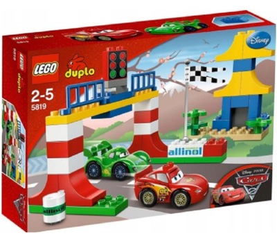 KLOCKI LEGO DUPLO 5819 AUTA CARS 2 WYŚCIG W TOKIO