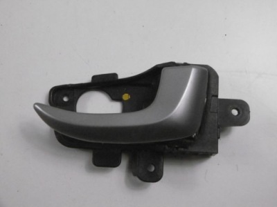 Hyundai i30 ii gd ручка дверь внутренняя правая перед 82623-gd000 фото №1