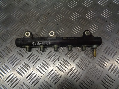 Молдинг упорскування renault vel satis 0445214062 фото №1