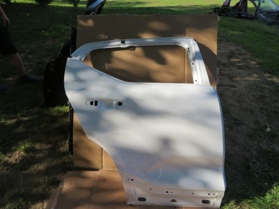 Volvo xc40 дверь задние задняя правое 2018- фото №1