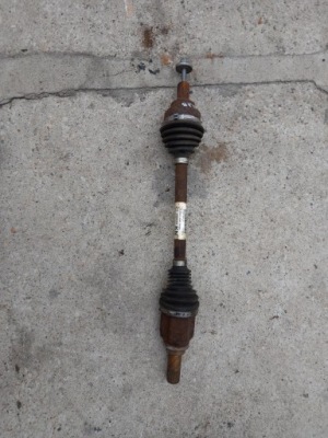 Привідний вал лівий задня renault twingo iii 1.0b 396003780r фото №1