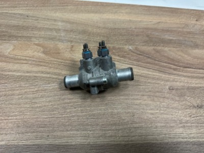 Нагрівач води рідина renault master iii movano b 2.3 dci 110019707r фото №1