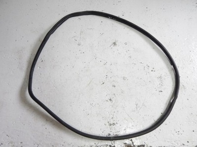 Прокладка кузовна ліва передня toyota chr 16- фото №1