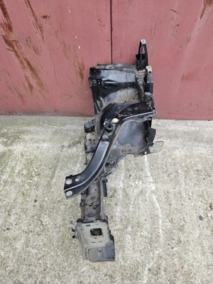 Toyota verso 09-17 підкрилок панель фари чверть лівий перед фото №1