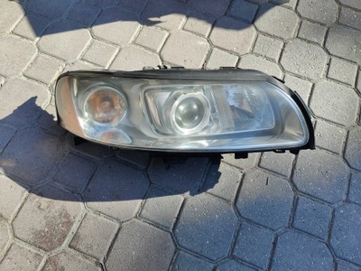 VOLVO V70 XC70 S60 RESTYLING 04-09 REFLETOR DERECHA XENÓN 89901801  