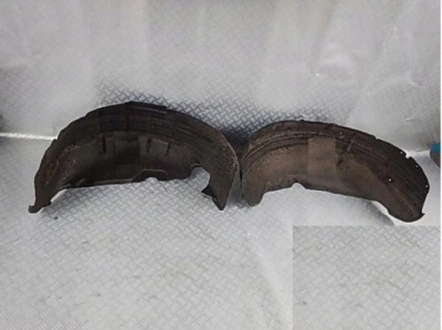 Audi q7 i 4l0 05- праве ліва підкрилок задня фото №1