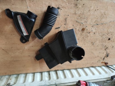 Suzuki ignis ii впуск повітрозабірник повітря фото №1