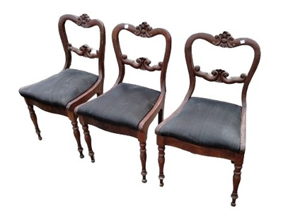 "Trzy mahoniowe krzesłą biedermeier ludwik filip około 1860r."
