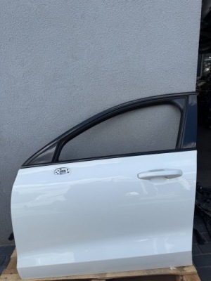 Volvo s60 v60 ii дверь левая передние полный фото №1