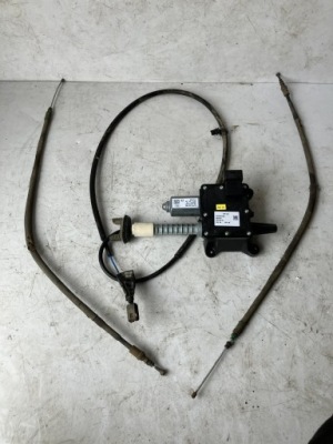 Тормоз ручной тросы citroen ds5 9677589580 фото №1