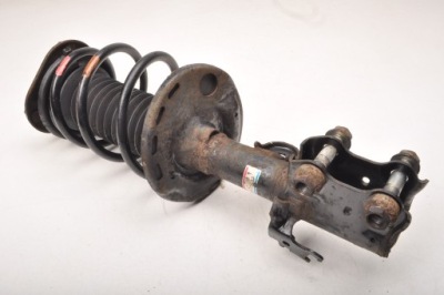 Lexus ct 200h амортизатор перед передній правий 48510-76110 фото №1