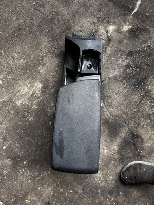 92 bmw x3 e83 підлокітник фото №1