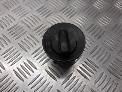 Перемикач світла skoda octavia ii 2.0 tdi фото №1