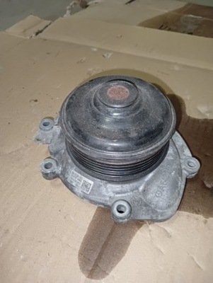 Насос води mercedes 350 cdi | a6422002001 фото №1