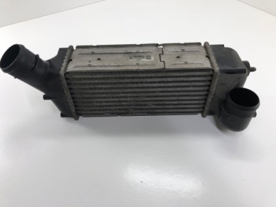 Радиатор интеркулер citroën c4 grand picasso ii 9656897180 2.0l дизель фото №1