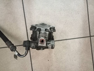 Land rover оригинальный номер qvb101453 насос усилителя фото №1