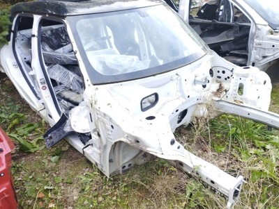 Mini cooper countryman r60 2014 правая сторона четверть передняя фото №1