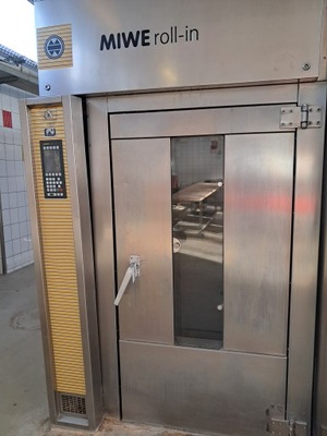 Piec piekarniczy wózkowy, obrotowy Miwe ROLL IN 6080